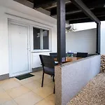 Irena Lovely Apartmens Apartamento *