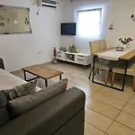Apartamento Irena Lovely Apartmens Vir