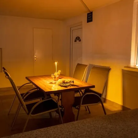 Irena Lovely Apartmens