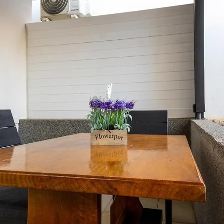 Irena Lovely Apartmens Vir