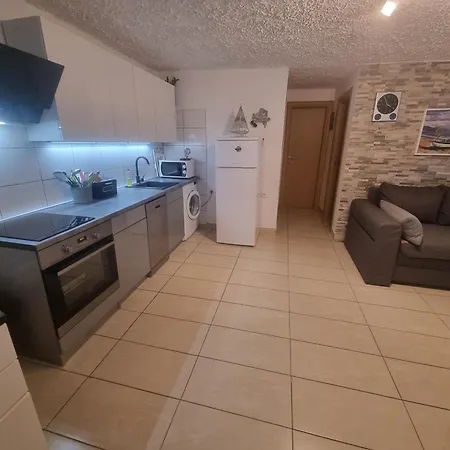 Irena Lovely Apartmens Apartament Vir