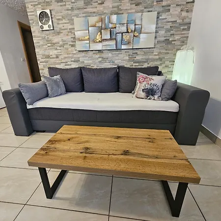 Irena Lovely Apartmens Vir