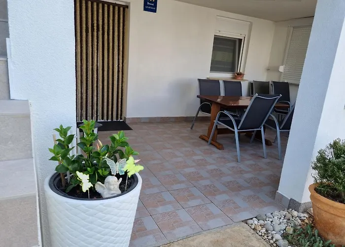 アパート Irena Lovely Apartmens