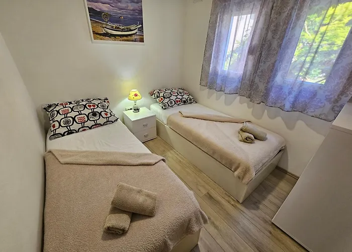 Irena Lovely Apartmens アパート *