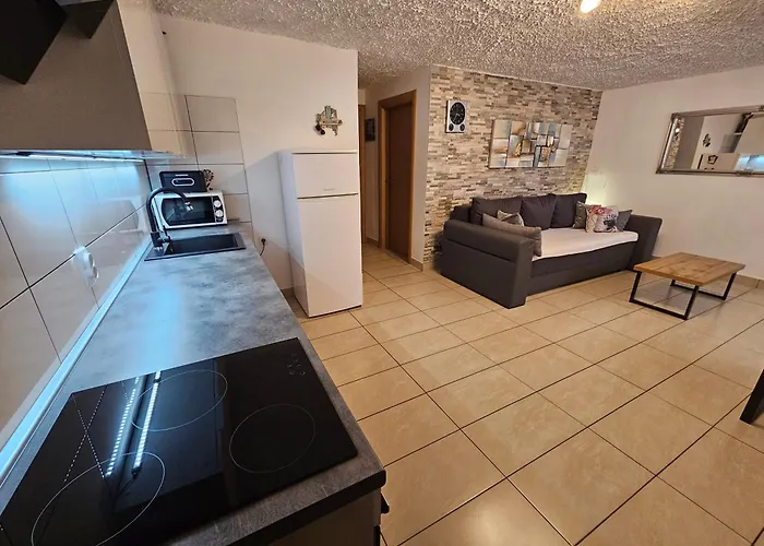 Irena Lovely Apartmens アパート ヴィル