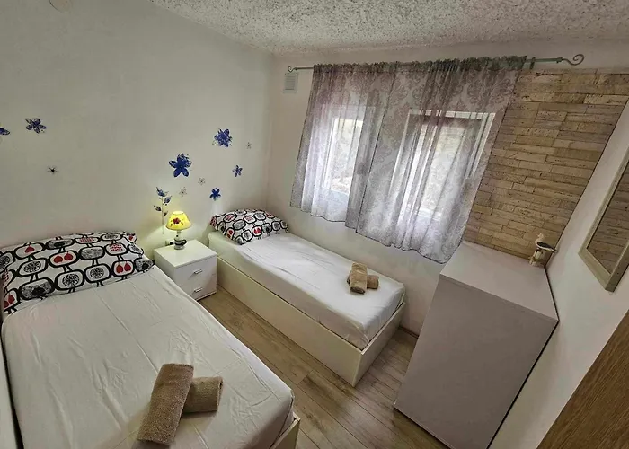 Irena Lovely Apartmens アパート ヴィル